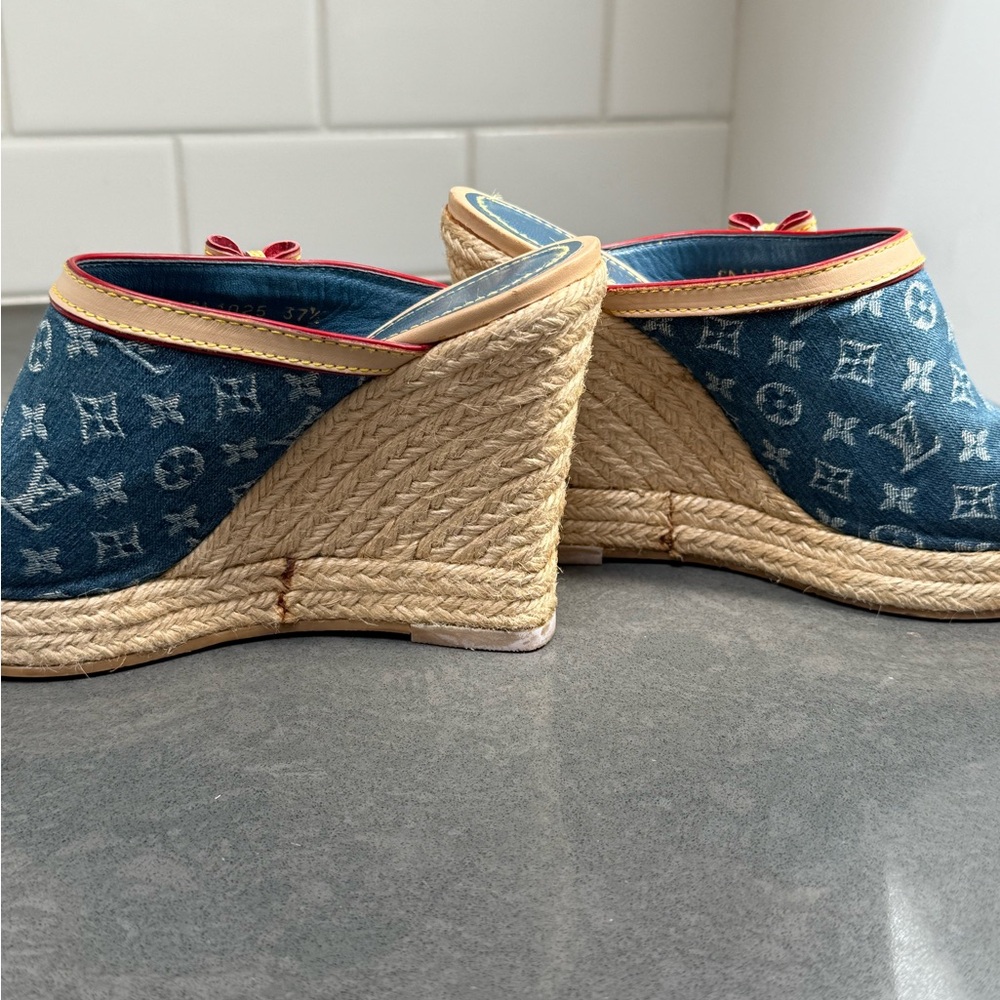 Louis Vuitton Blue and Tan Wedges - Picture 10 of 13